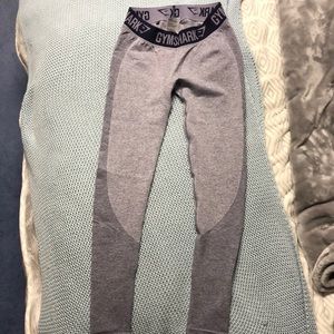 GYMSHARK- never worn- mid rise - light blue / grey